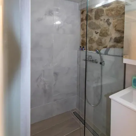 דירות Mantouki Stone House מראה חיצוני תמונה