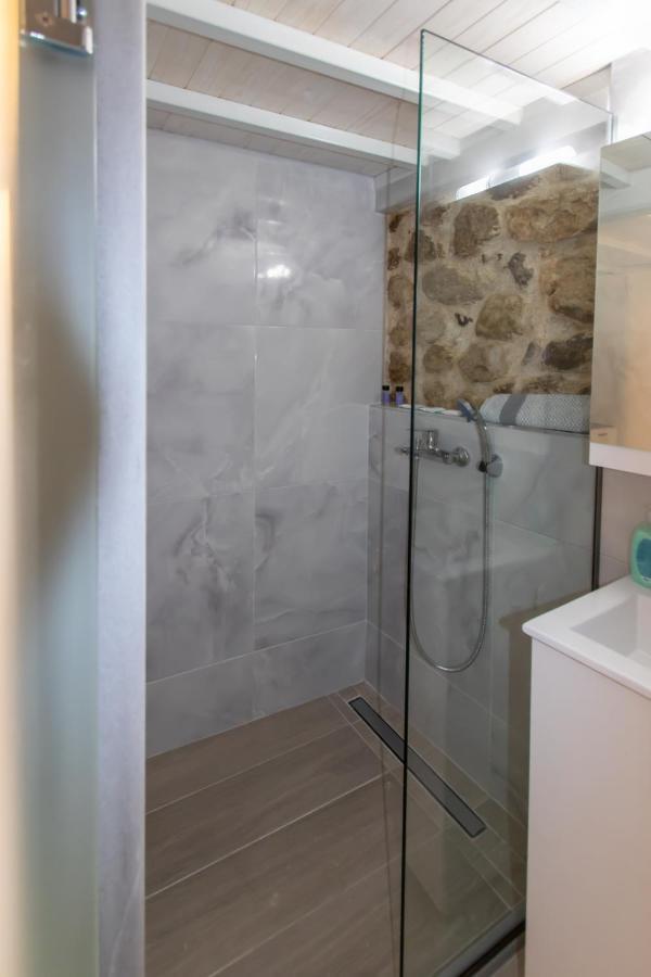 Stone House Apartment *